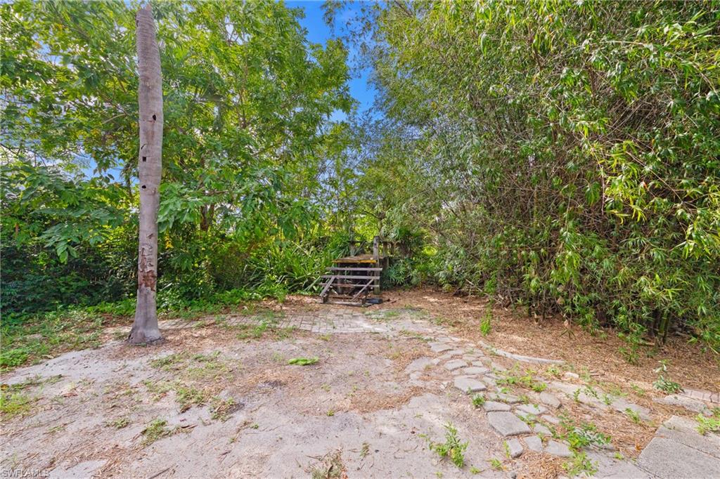 8121 Winged Foot DR photo 23