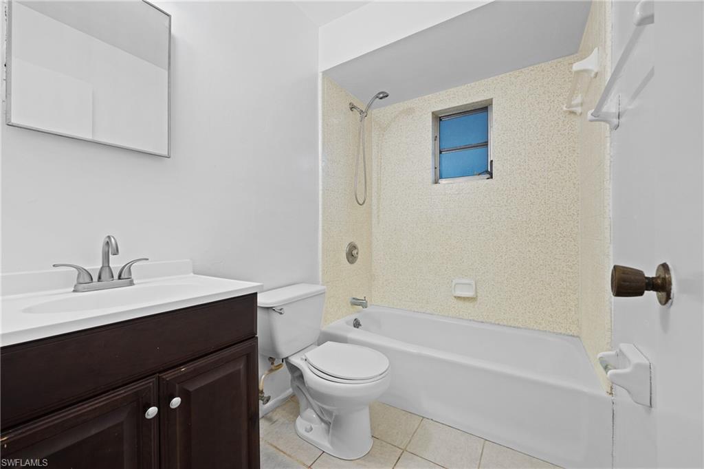 8121 Winged Foot DR photo 18