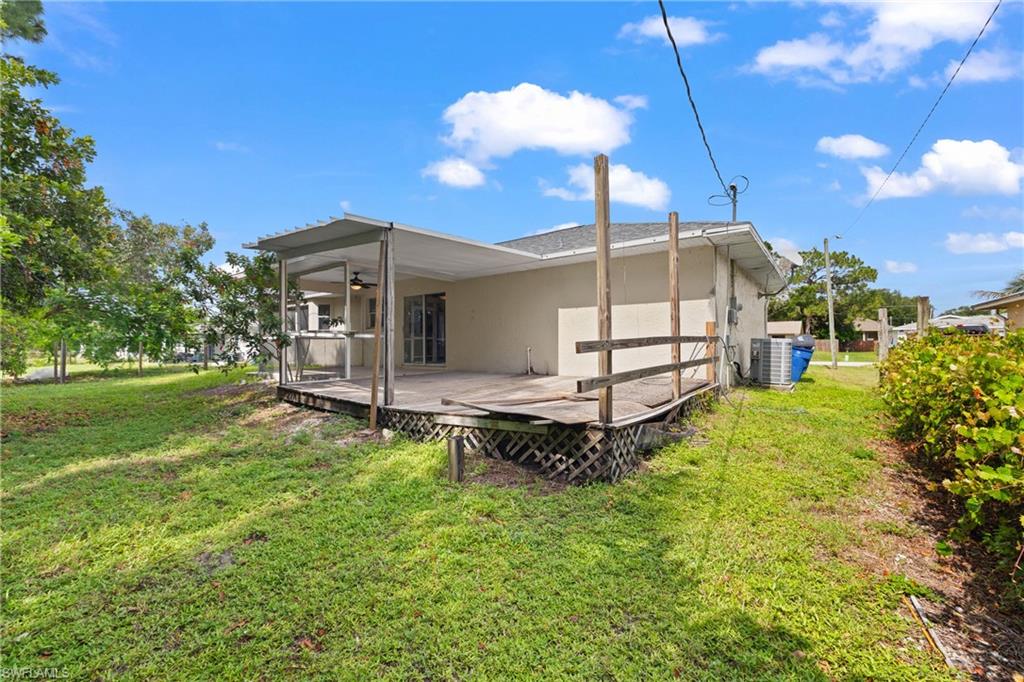 18500 Tampa RD photo 22