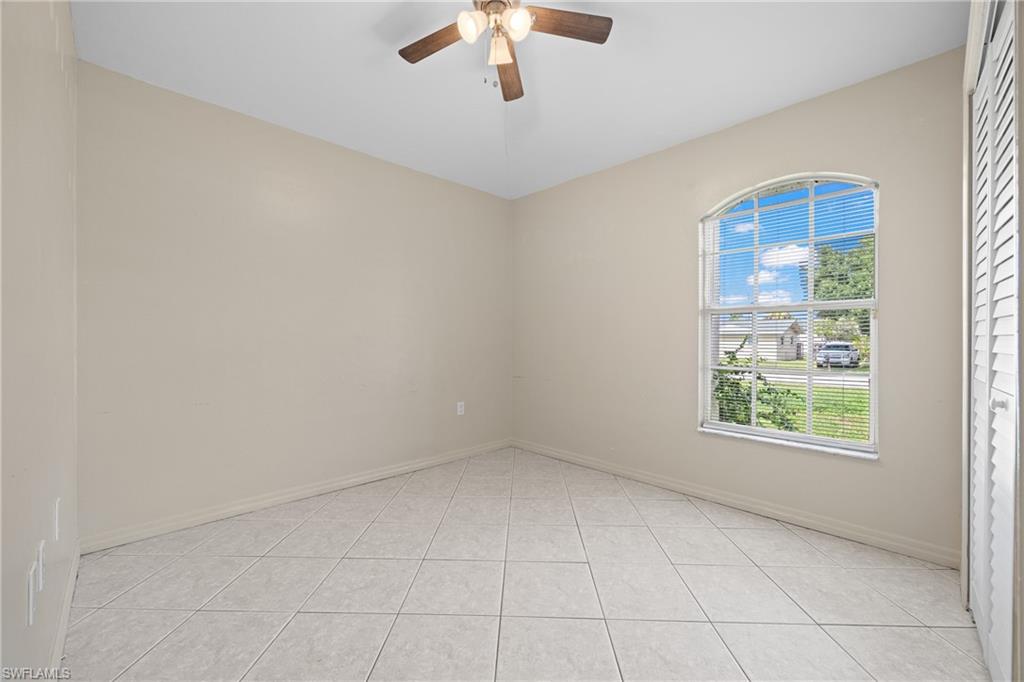 18500 Tampa RD photo 15