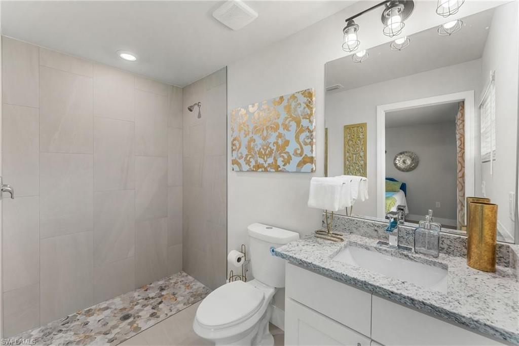 2305-2307 Dogwood AVE N