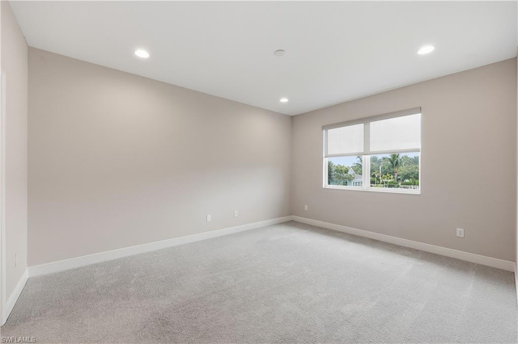 6966 Avalon CIR 908 photo 32