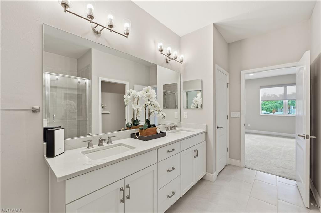 6966 Avalon CIR 908 photo 34