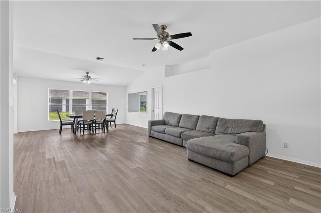 1502 Scholar CT photo 9