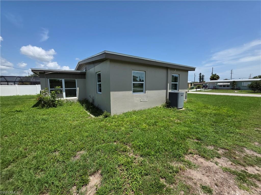 22268 Lasalle RD photo 8