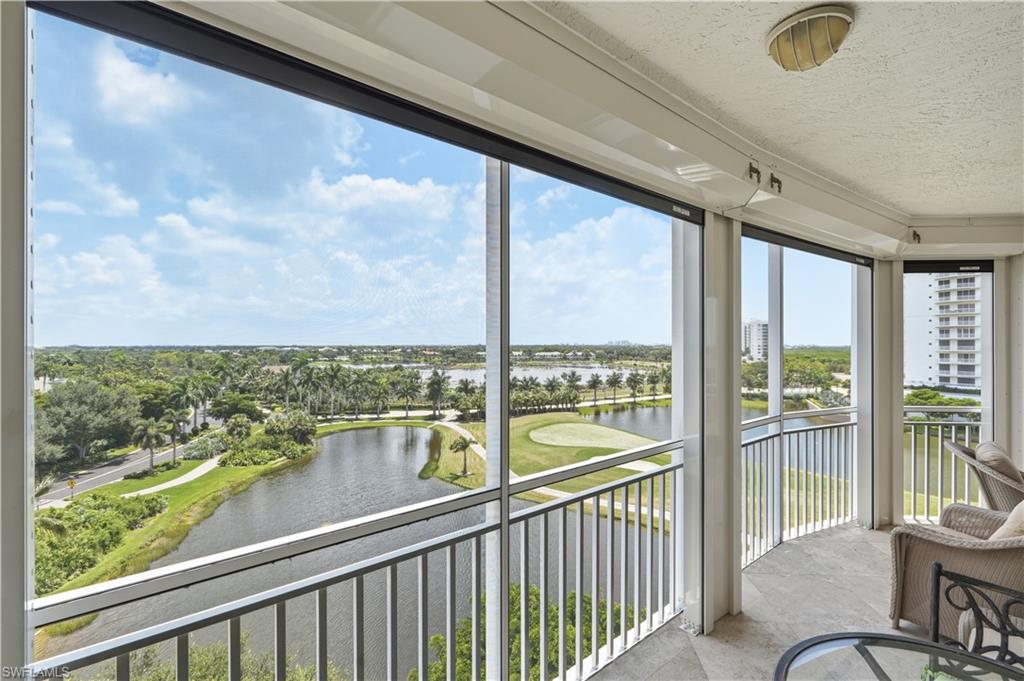 Beautiful long-range views over the golf course and surrounding greenery.