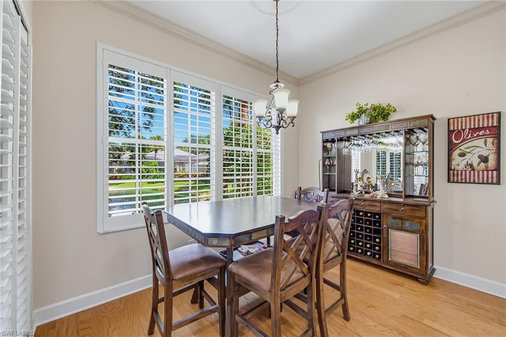2325 Island Cove CIR photo 6