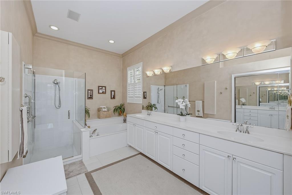 2325 Island Cove CIR photo 13