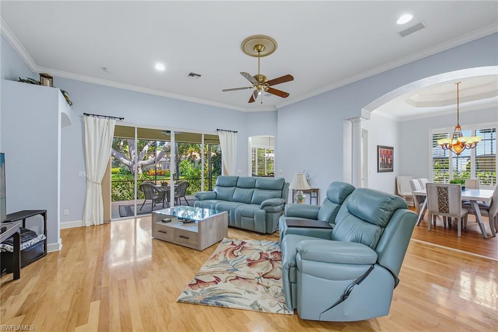 2325 Island Cove CIR photo 7