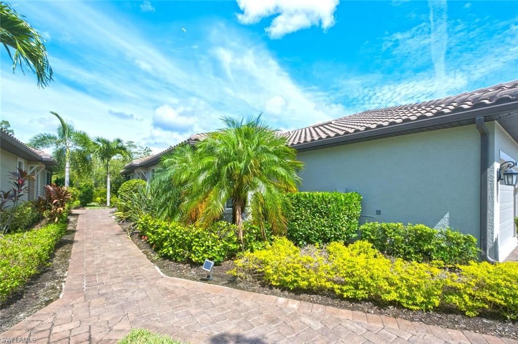 8261 Lucello TER W photo 25