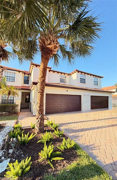 7317 Bristol CIR