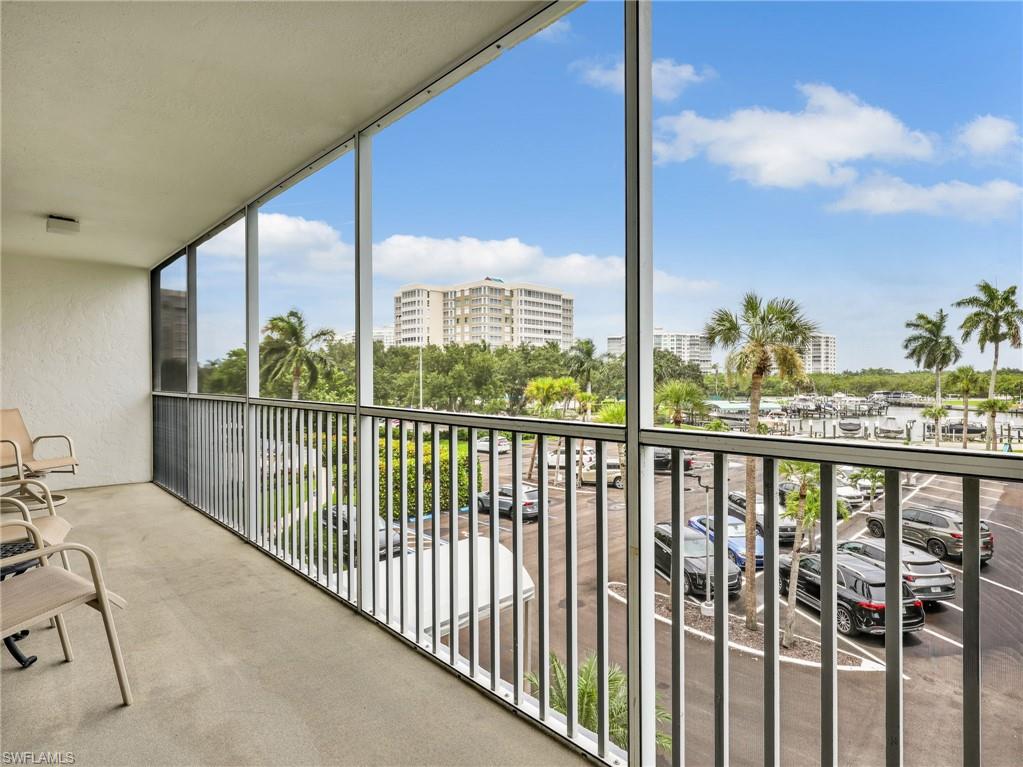 5 Bluebill AVE 312 photo 15