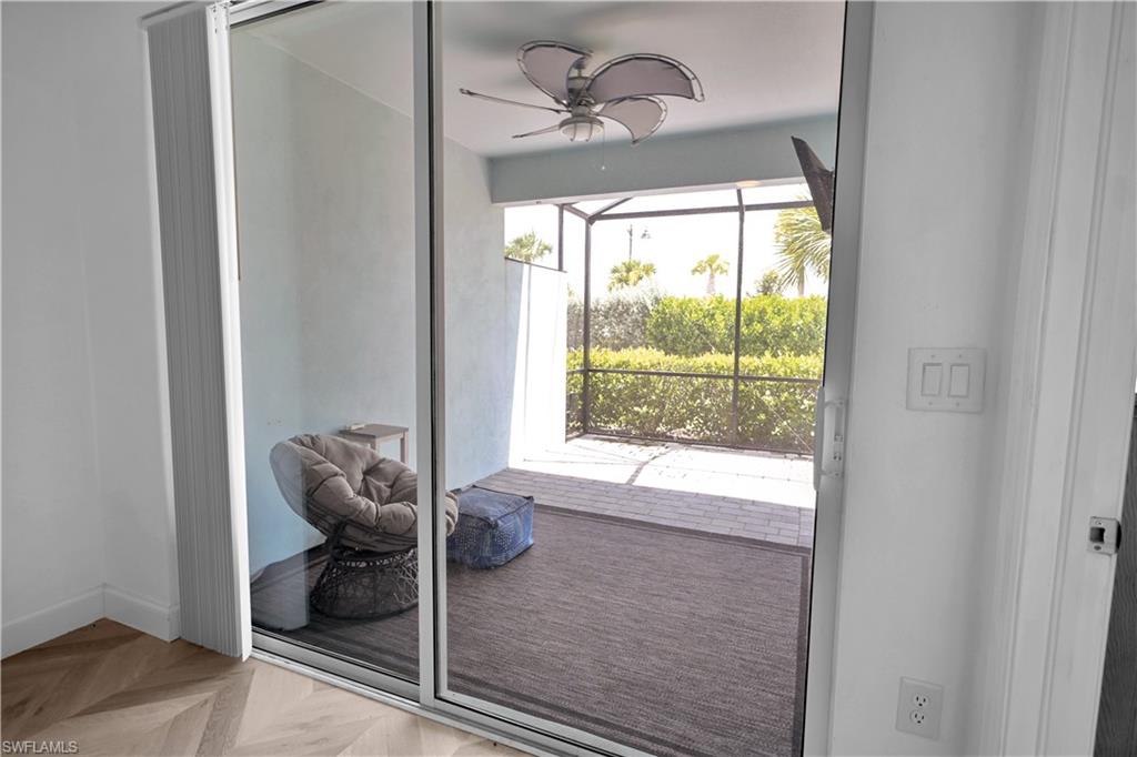 slider entrance to the screened lanai