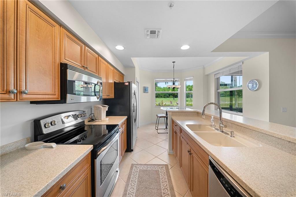 10285 Heritage Bay BLVD 817 photo 14
