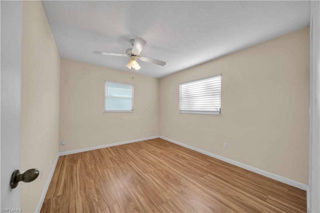 11 Hamlin CT photo 23
