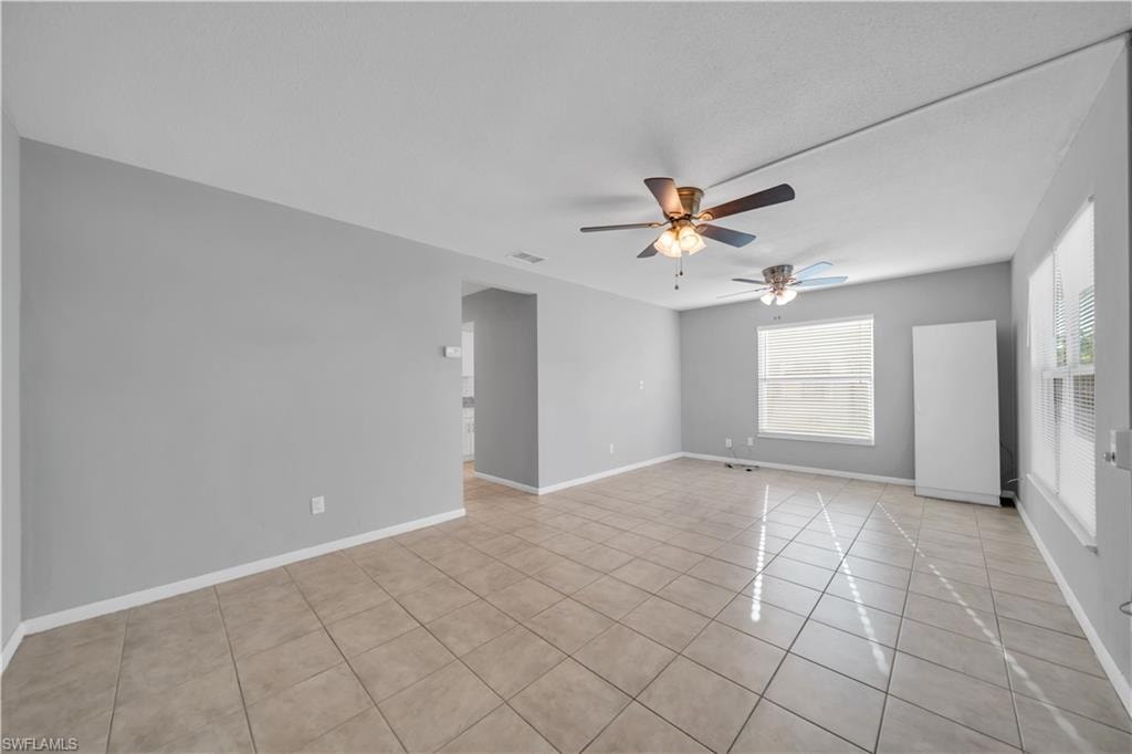 11 Hamlin CT photo 6