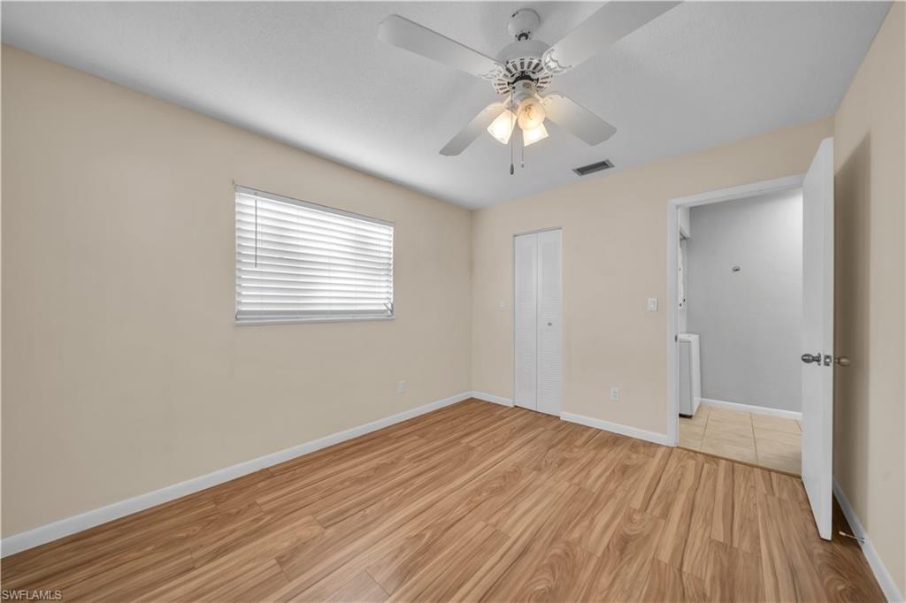 11 Hamlin CT photo 22