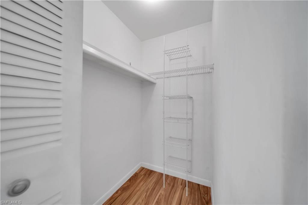 11 Hamlin CT photo 25