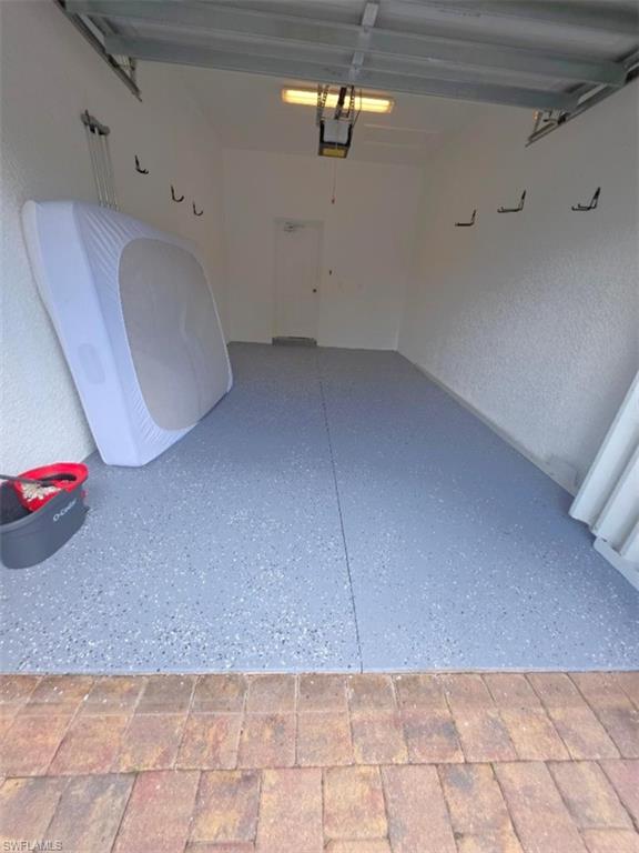 EPOXY FLOOR