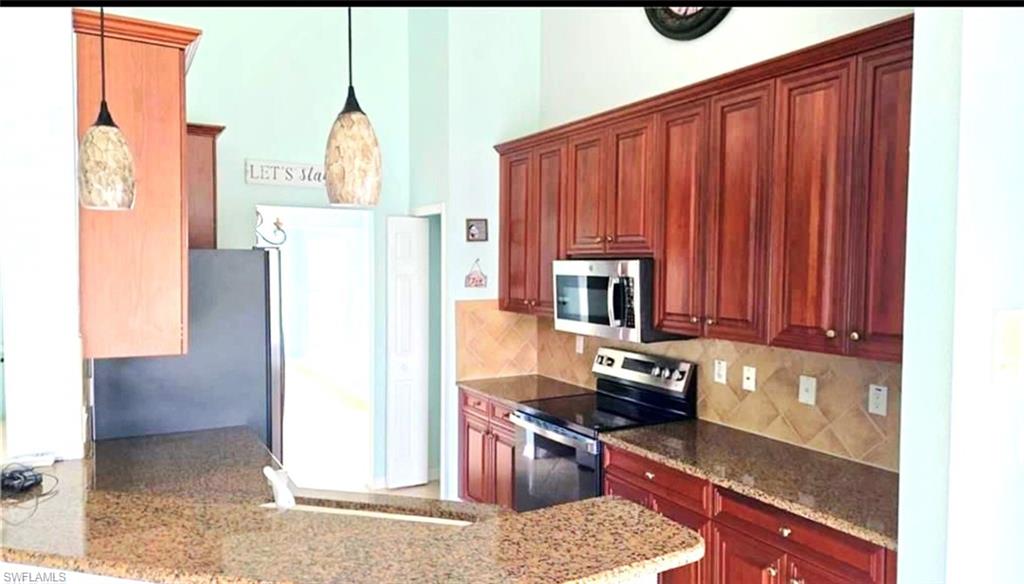 6355 Lexington CT 201 photo 6