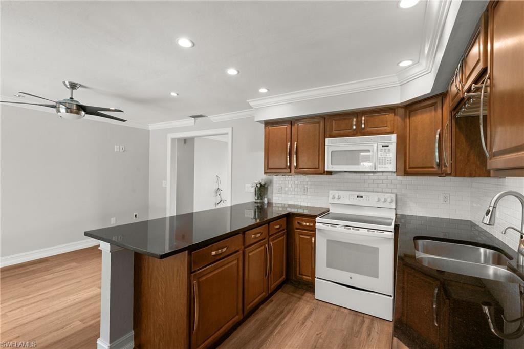 505 5th AVE photo 14