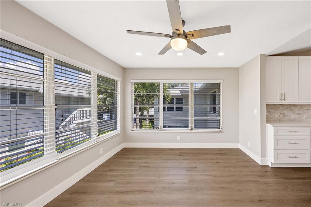 707 Neapolitan WAY 707 photo 14
