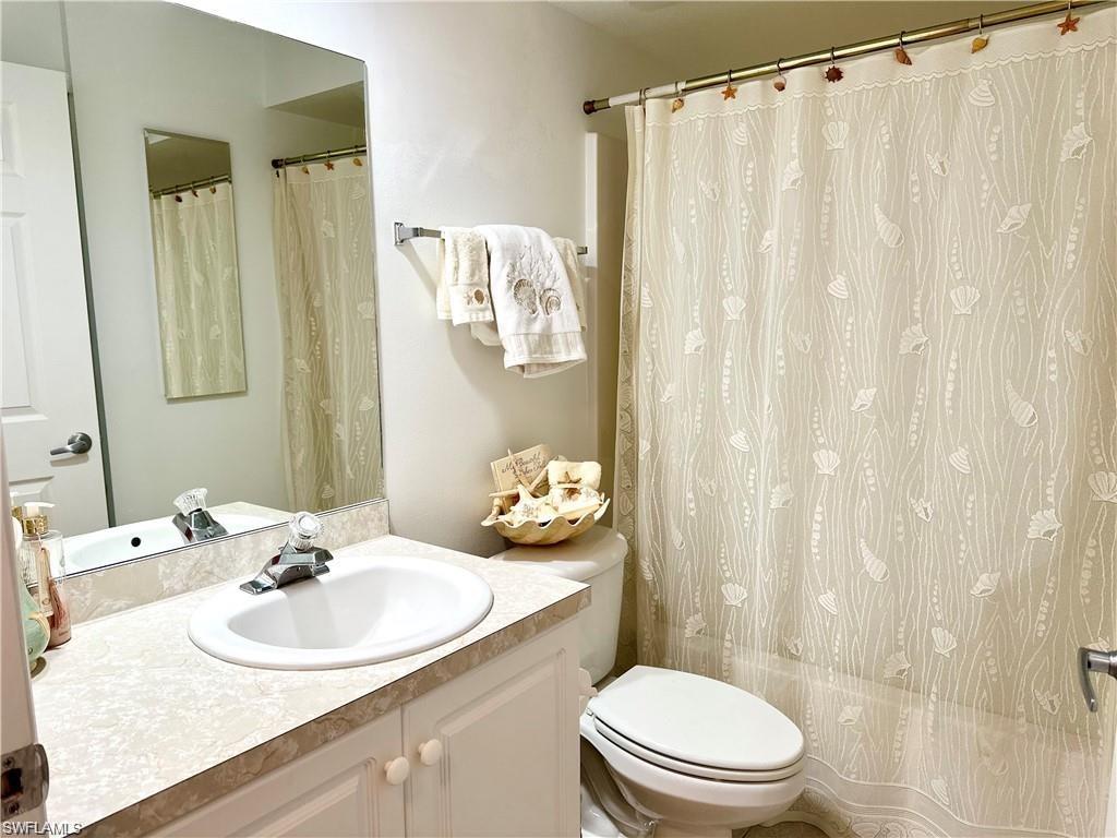 25762 Lake Amelia WAY 105 photo 18