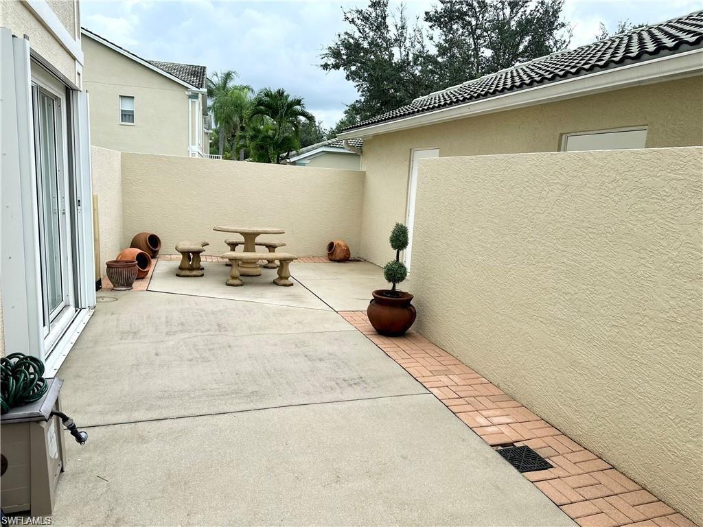 25762 Lake Amelia WAY 105 photo 19