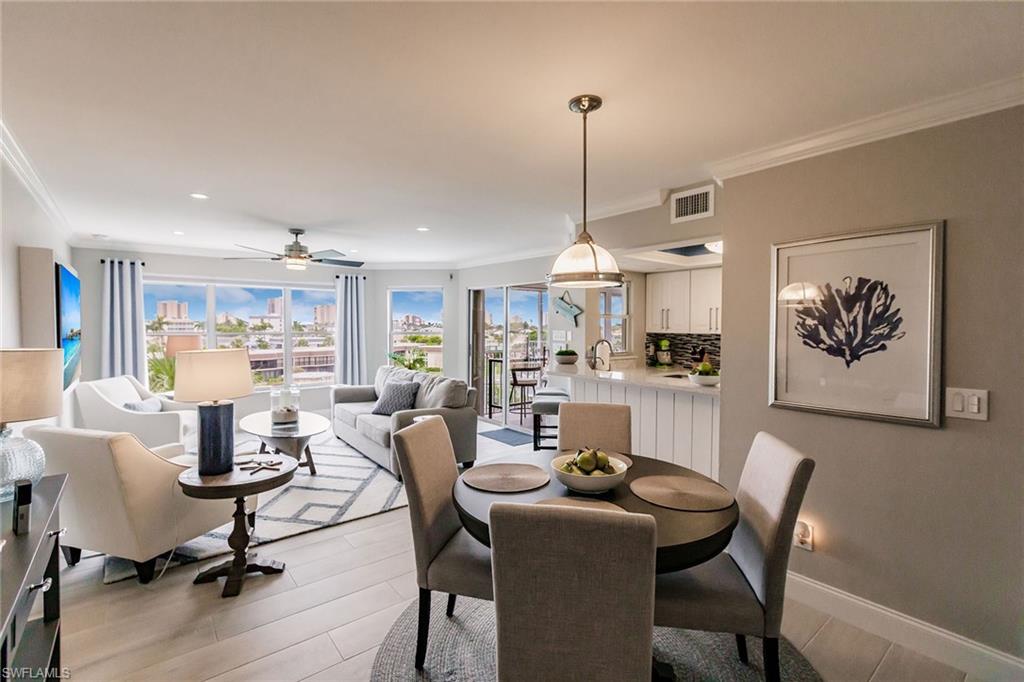 900 Collier CT 406