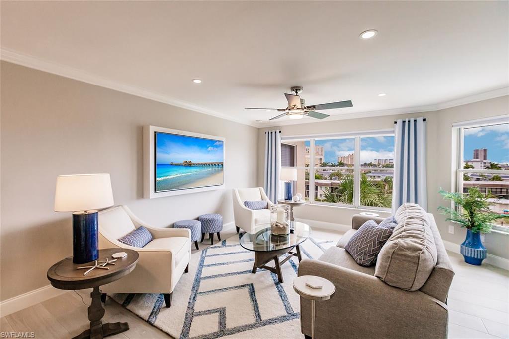 900 Collier CT 406