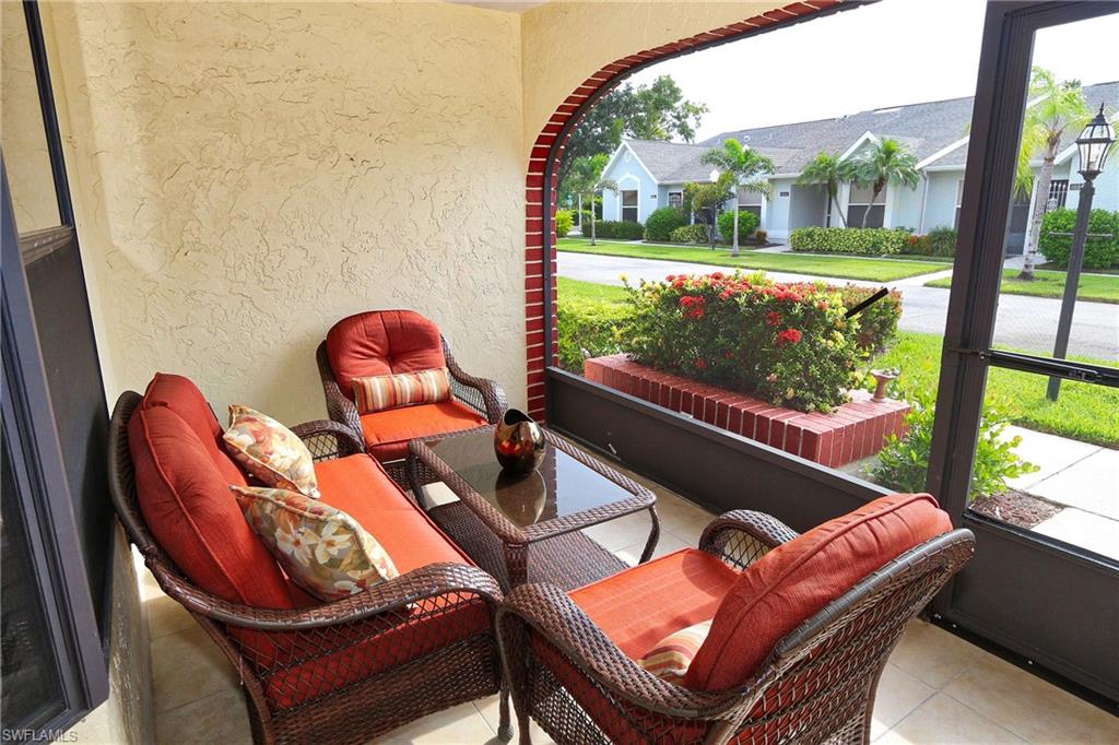 Front Entry Lanai