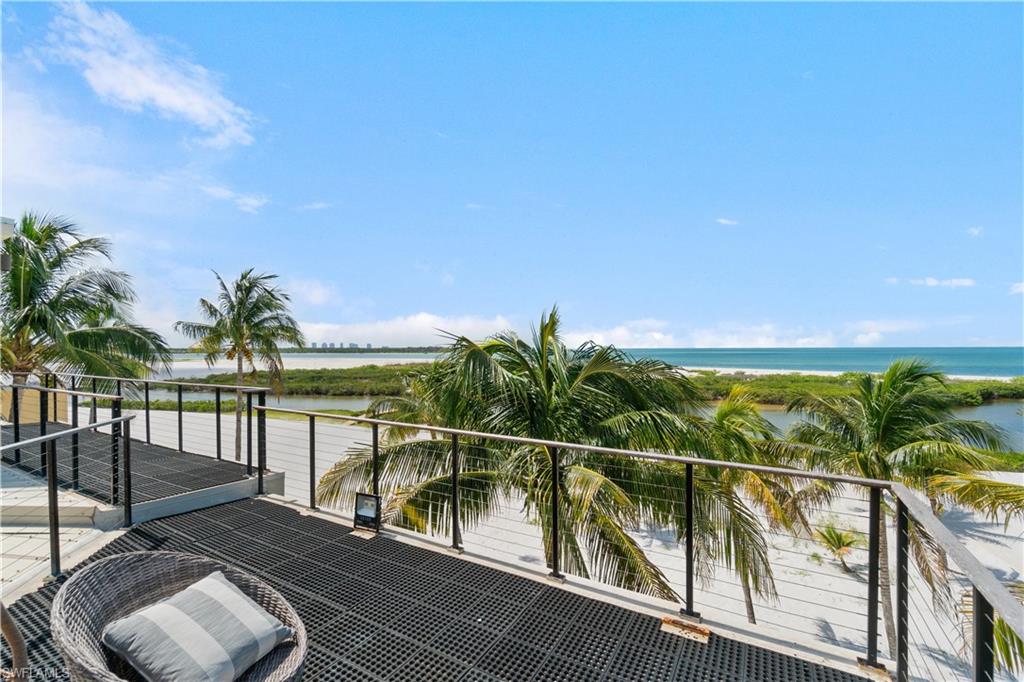 8124 Estero BLVD photo 27