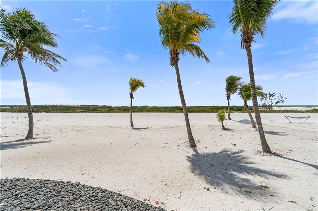 8124 Estero BLVD photo 34