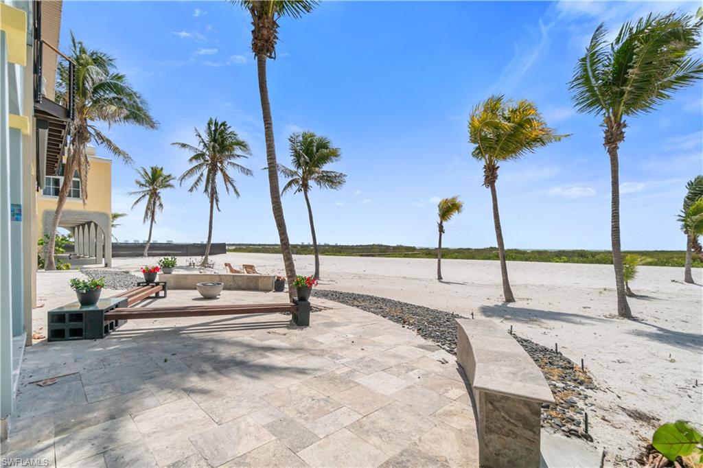 8124 Estero BLVD photo 33