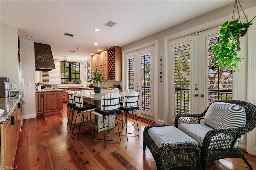 376 Leatherfern LN photo 16