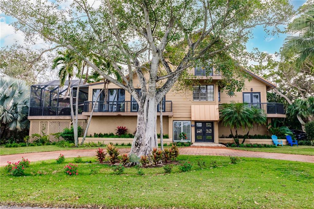 376 Leatherfern LN