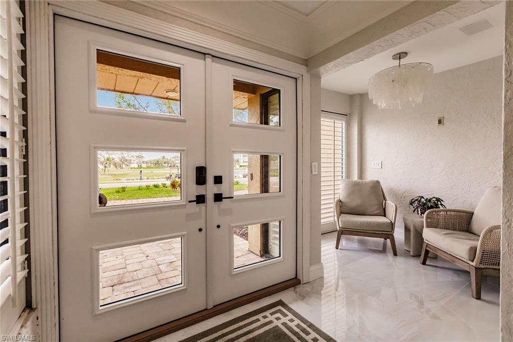 376 Leatherfern LN photo 8