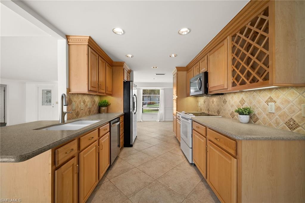 Wine rack in the kitchen