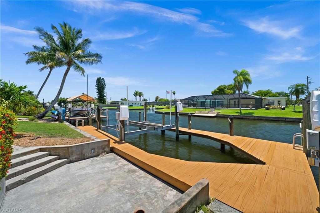 2 lifts and lots of sitting area on the dock