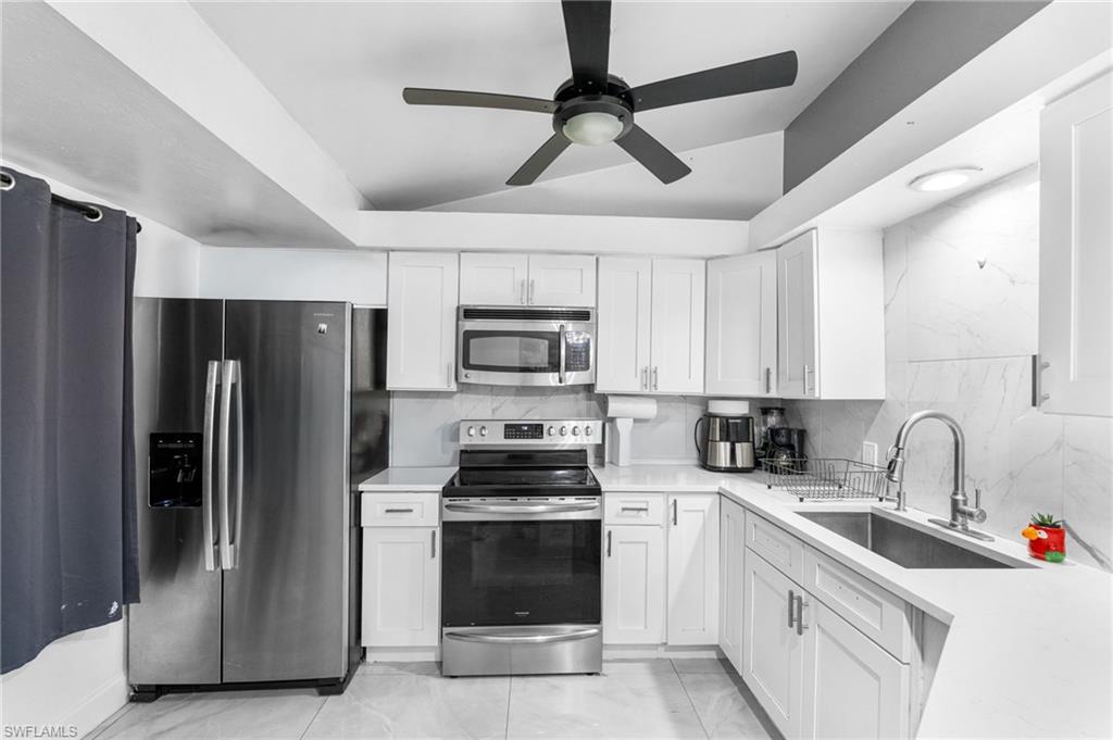 1871 Golden gate BLVD E photo 9