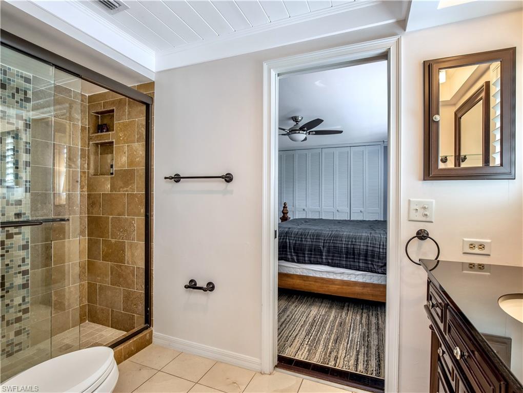 980 Bal Isle DR photo 36