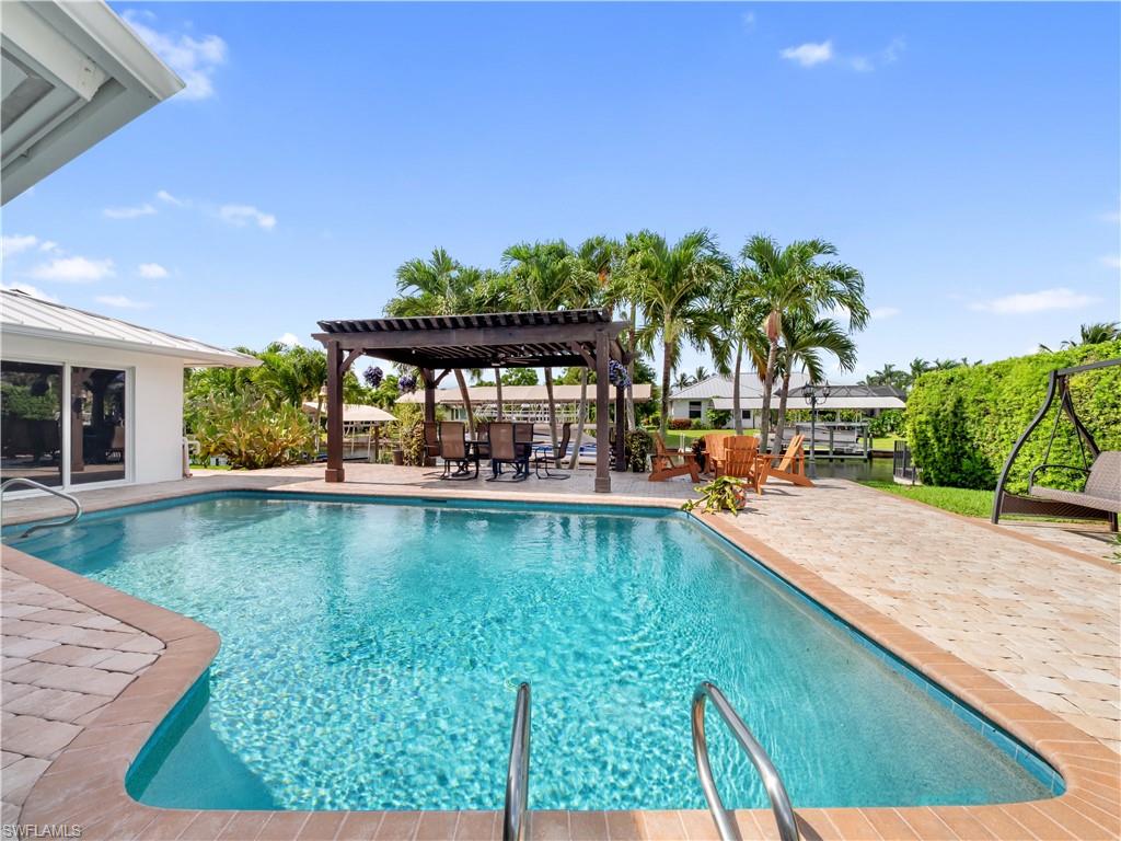 980 Bal Isle DR photo 18