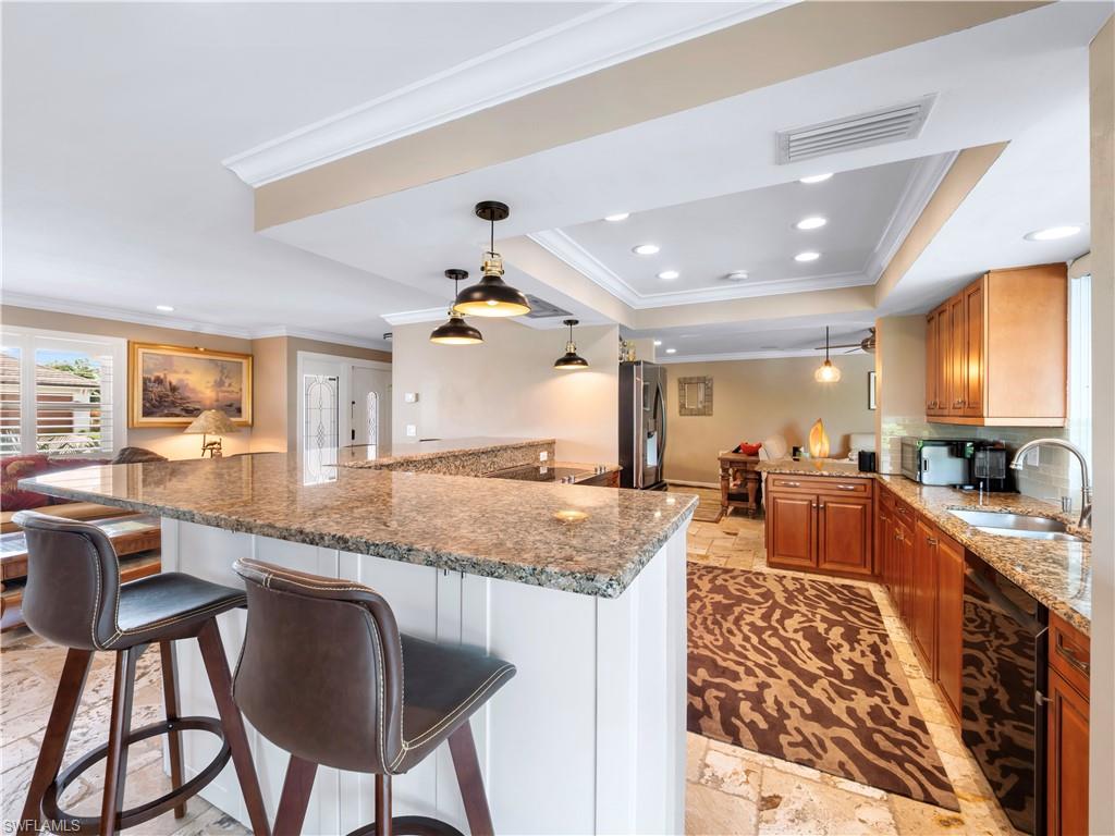 980 Bal Isle DR photo 8