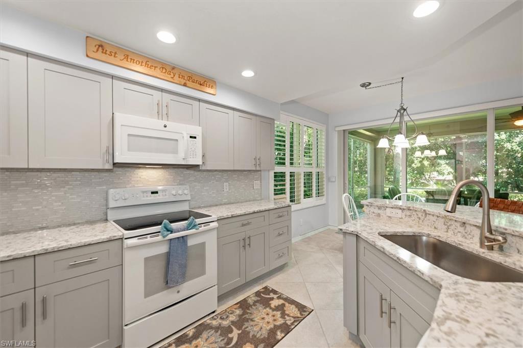 25204 Pelican Creek CIR 101 photo 14
