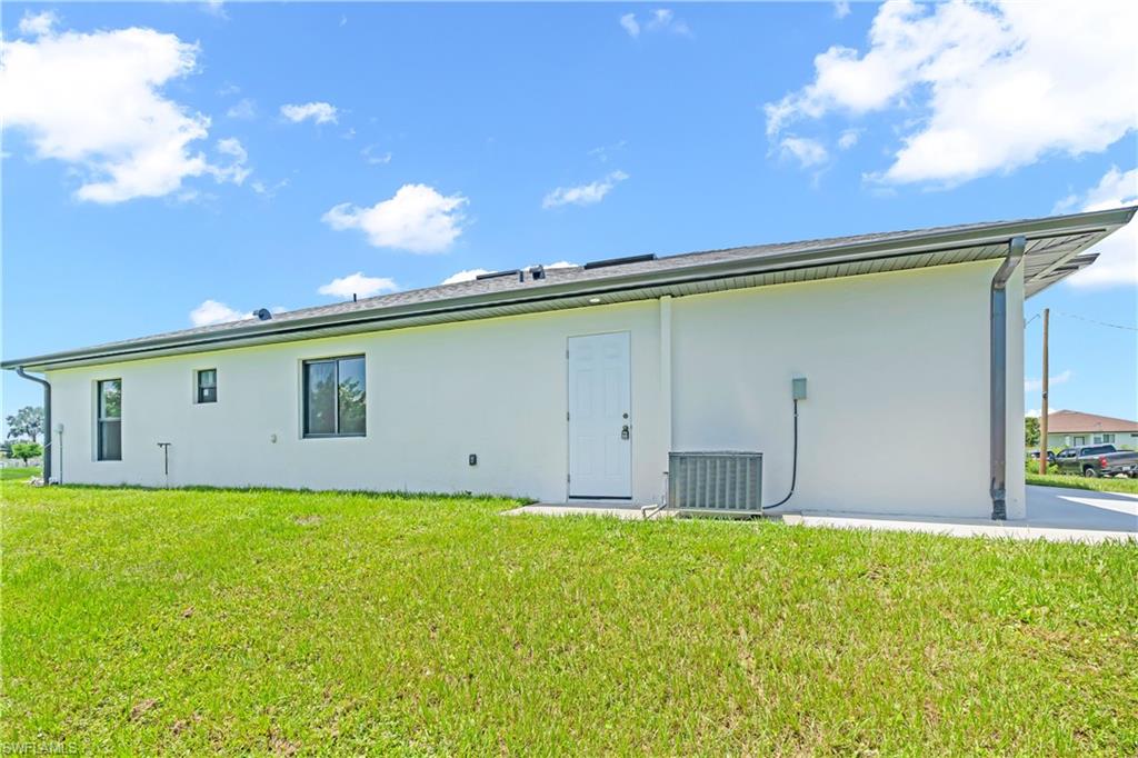 1507 Hank AVE