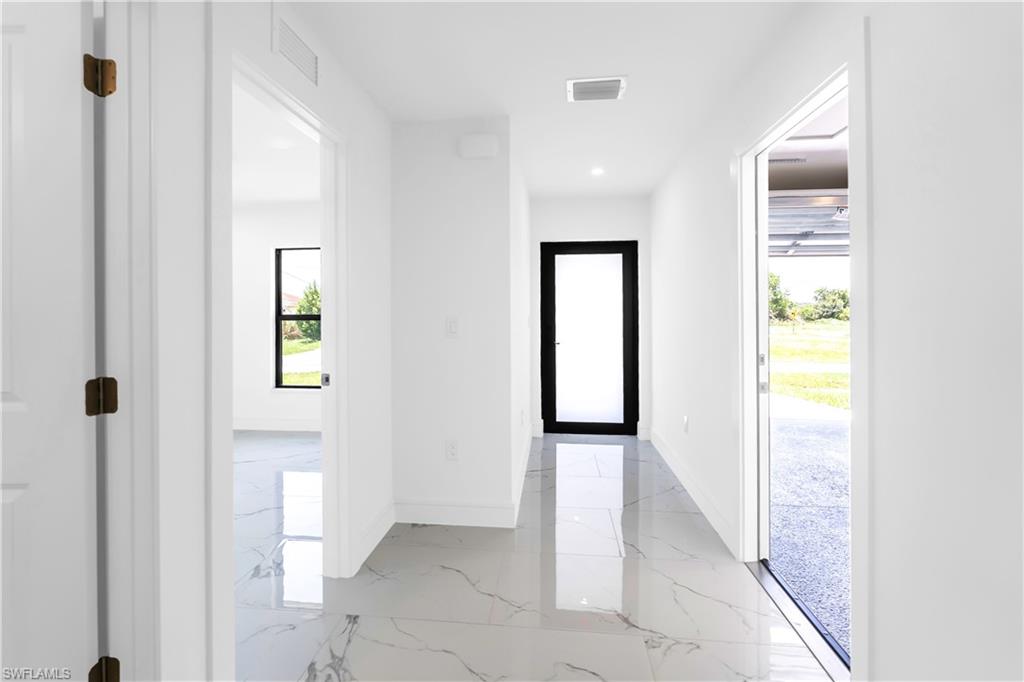 1507 Hank AVE photo 8