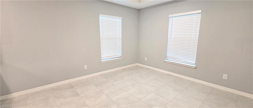 1532 NE 35th TER