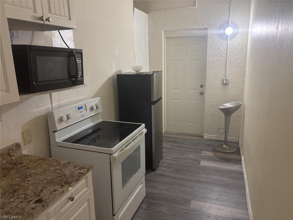 923 Sunrise BLVD