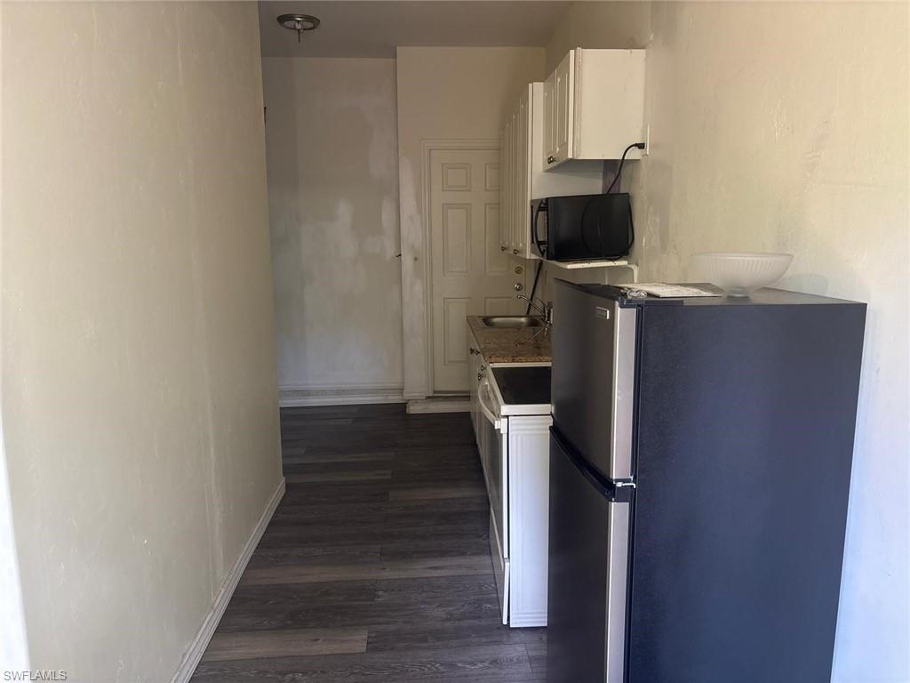 923 Sunrise BLVD photo 9