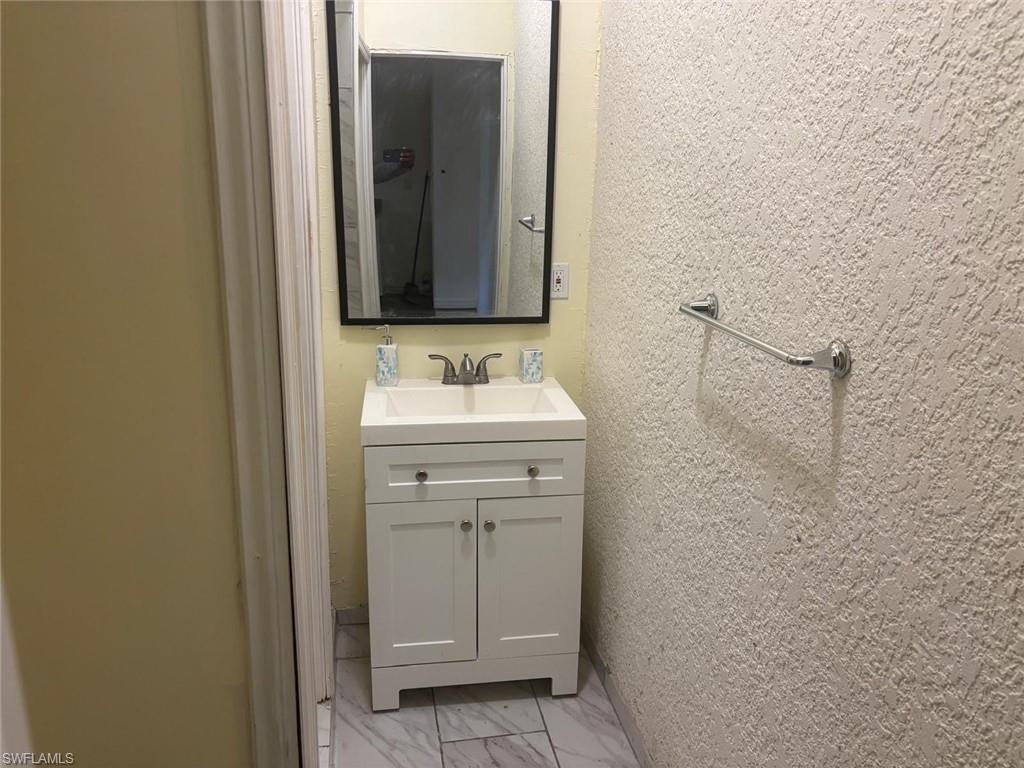 923 Sunrise BLVD photo 8
